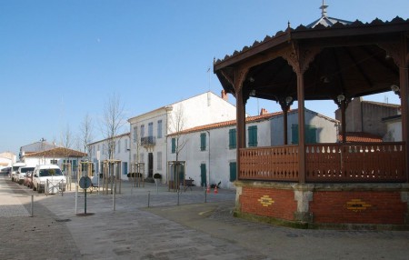 LA COUARDE : KIOSQUE A MUSIQUE